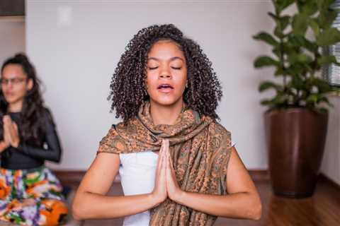 Find Peace During Pandemic Uncertainty with Kundalini Yoga and Meditation – Daily Cup of Yoga