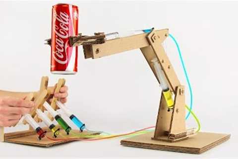 How to Make Hydraulic Powered Robotic Arm from Cardboard