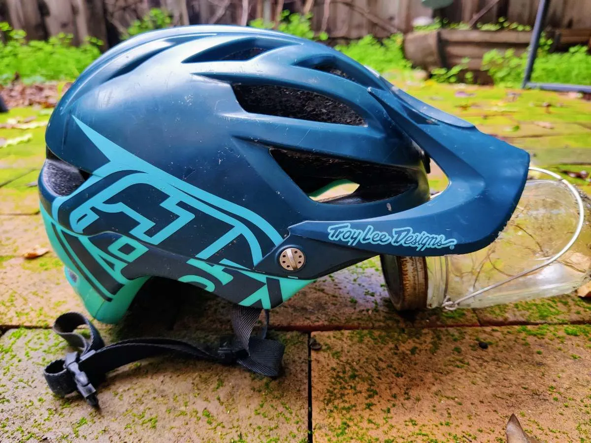 Troy Lee Designs A1 Classic MIPS Helmet: Long-Term Review After 9000 Miles