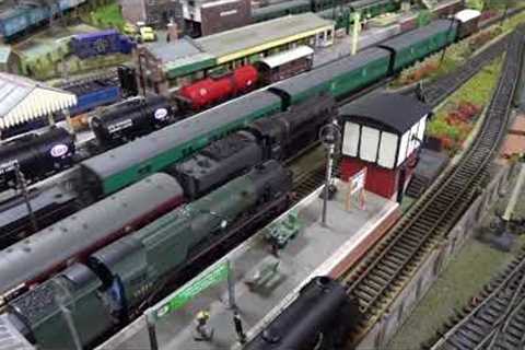 Model Railways (00 Gauge) My Way !