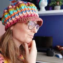 Crochet a Popular & Stylish Free Spirit Peaked Cap