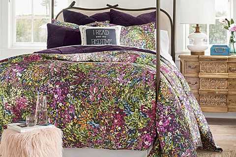 Can I Use Queen Bedding on a Full Bed? - Bedding Tricks