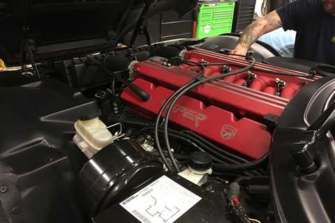 Advantages of Having a Professional Mechanic Perform Routine Maintenance on a Car