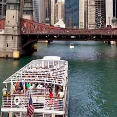 How much does it cost to ride a boat in chicago?