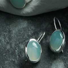 The Allure of Sterling Silver Jewelry: A Guide to Common Gemstones