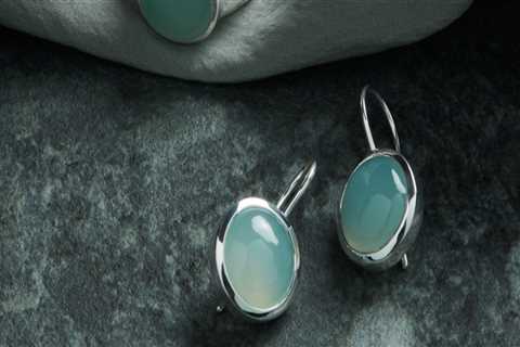 The Allure of Sterling Silver Jewelry: A Guide to Common Gemstones